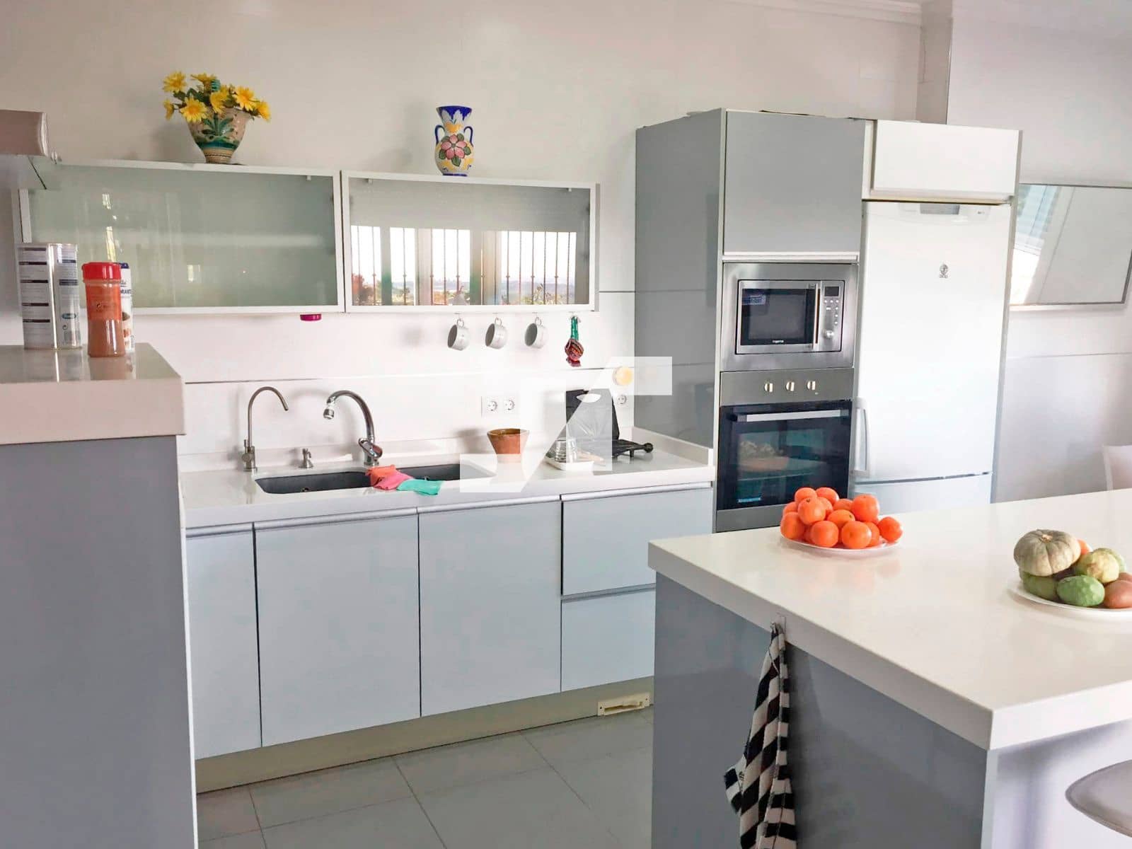 4 makuuhuone Huvila myytävänä paikassa Picassent mukana 
autotalli - 850 000 € (Ref: 9488532)