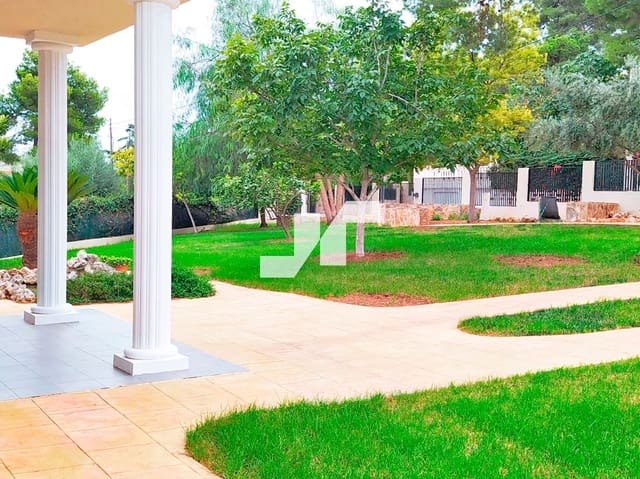 4 makuuhuone Huvila myytävänä paikassa Picassent mukana 
autotalli - 850 000 € (Ref: 9488532)