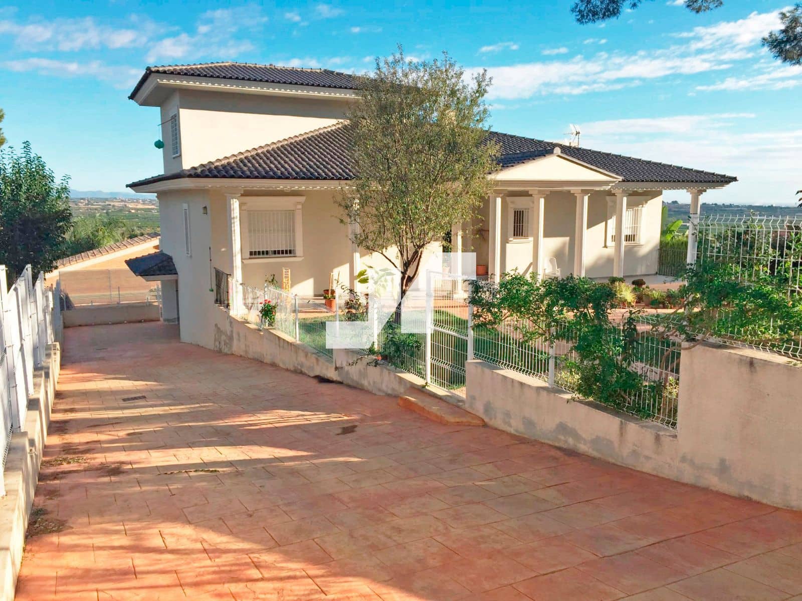 4 makuuhuone Huvila myytävänä paikassa Picassent mukana 
autotalli - 850 000 € (Ref: 9488532)