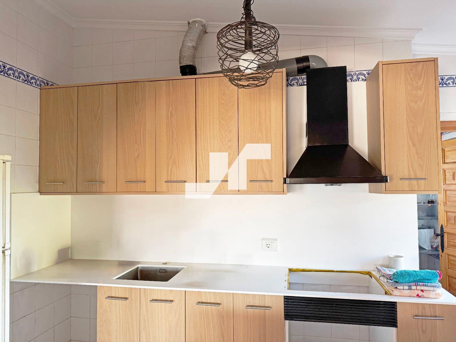 3 bedroom Villa for sale in Onda with pool garage - € 225,000 (Ref: 9493952)