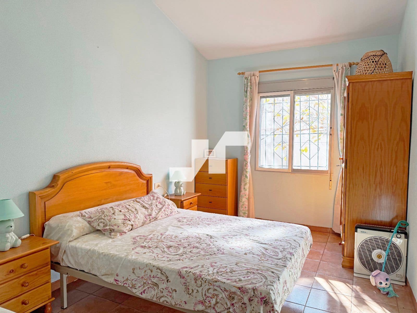 3 bedroom Villa for sale in Onda with pool garage - € 225,000 (Ref: 9493952)