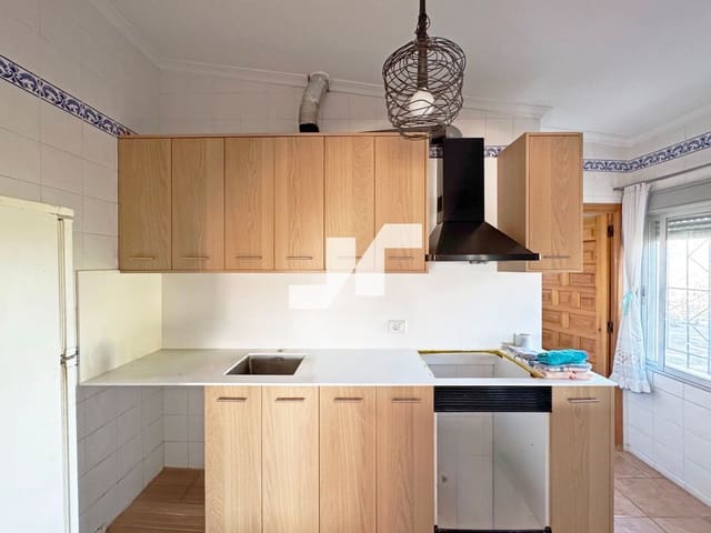 Chalet de 3 habitaciones en Onda en venta con piscina garaje - 225.000 € (Ref: 9493952)