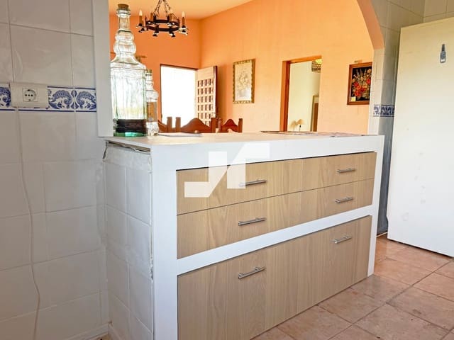 Chalet de 3 habitaciones en Onda en venta con piscina garaje - 225.000 € (Ref: 9493952)