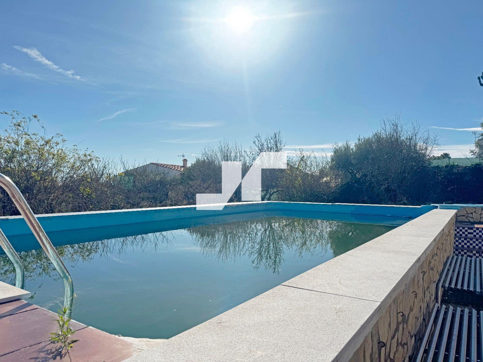 3 bedroom Villa for sale in Onda with pool garage - € 225,000 (Ref: 9493952)