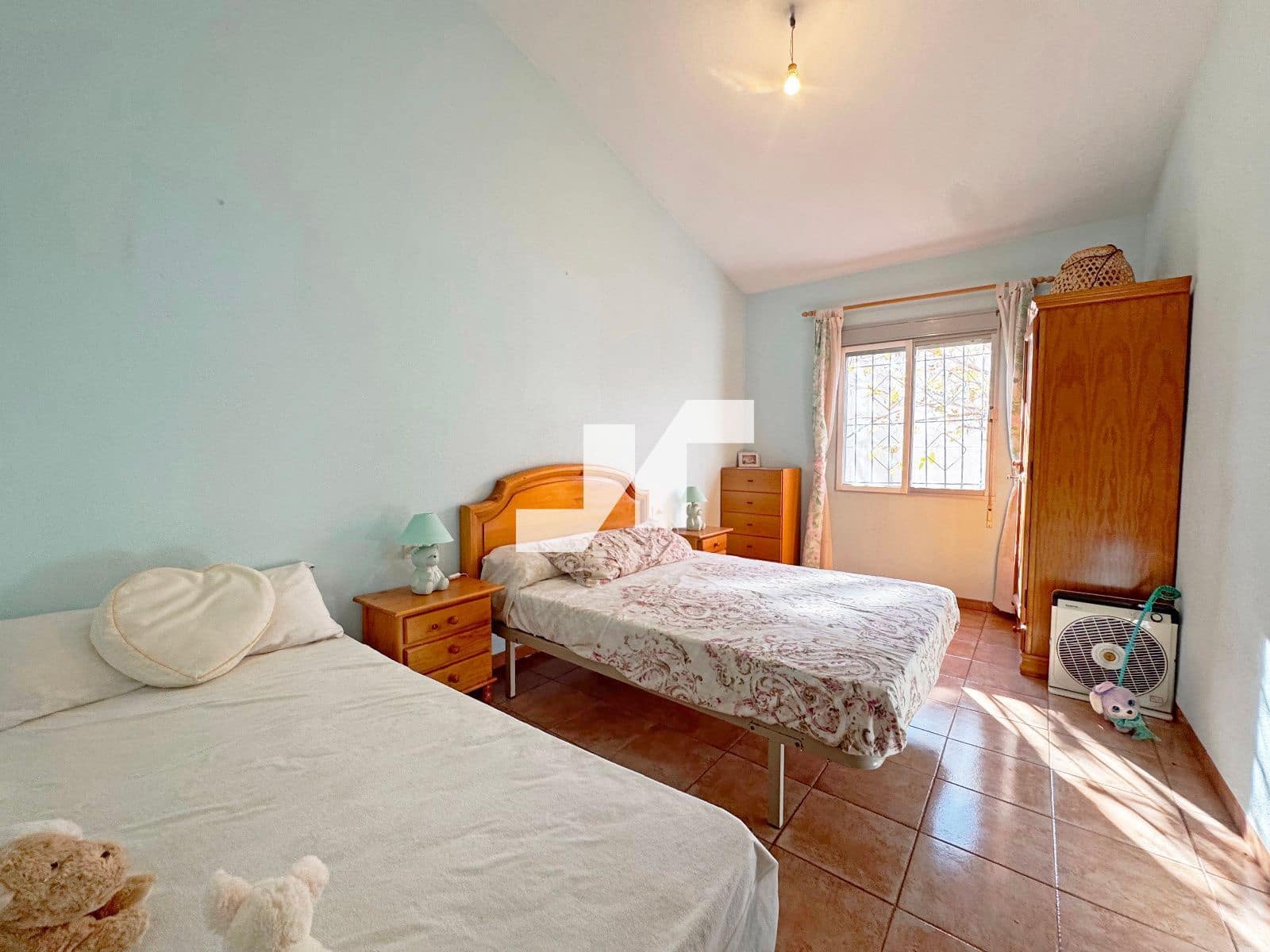 3 bedroom Villa for sale in Onda with pool garage - € 225,000 (Ref: 9493952)