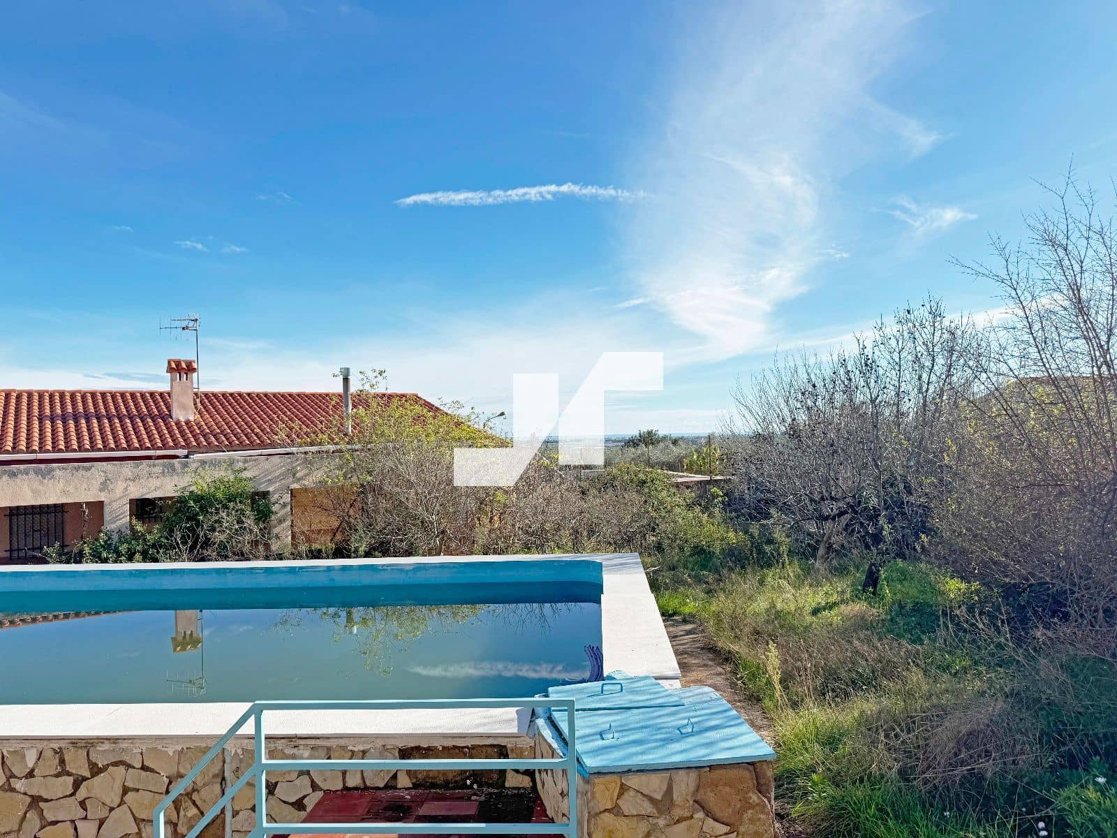 3 bedroom Villa for sale in Onda with pool garage - € 225,000 (Ref: 9493952)