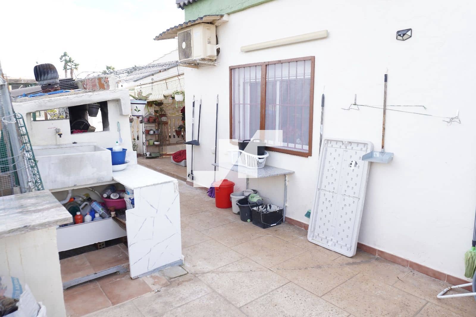 3 makuuhuone Huvila myytävänä paikassa Montserrat mukana uima-altaan - 210 000 € (Ref: 9503612)