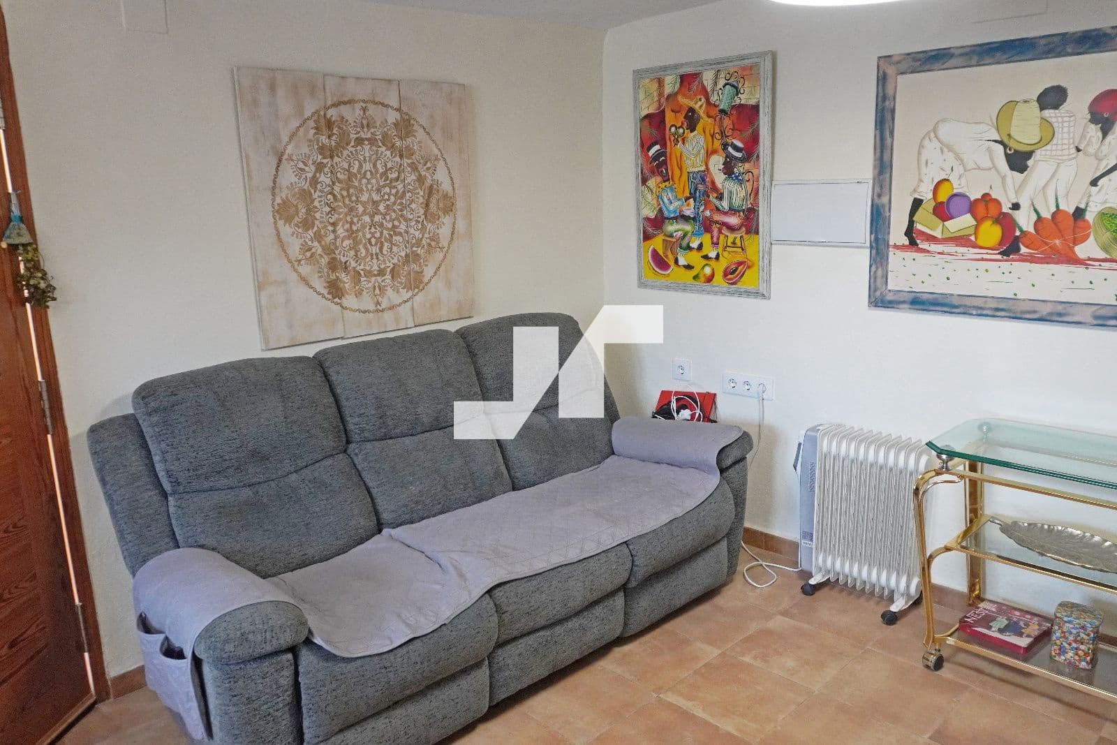 3 makuuhuone Huvila myytävänä paikassa Montserrat mukana uima-altaan - 210 000 € (Ref: 9503612)