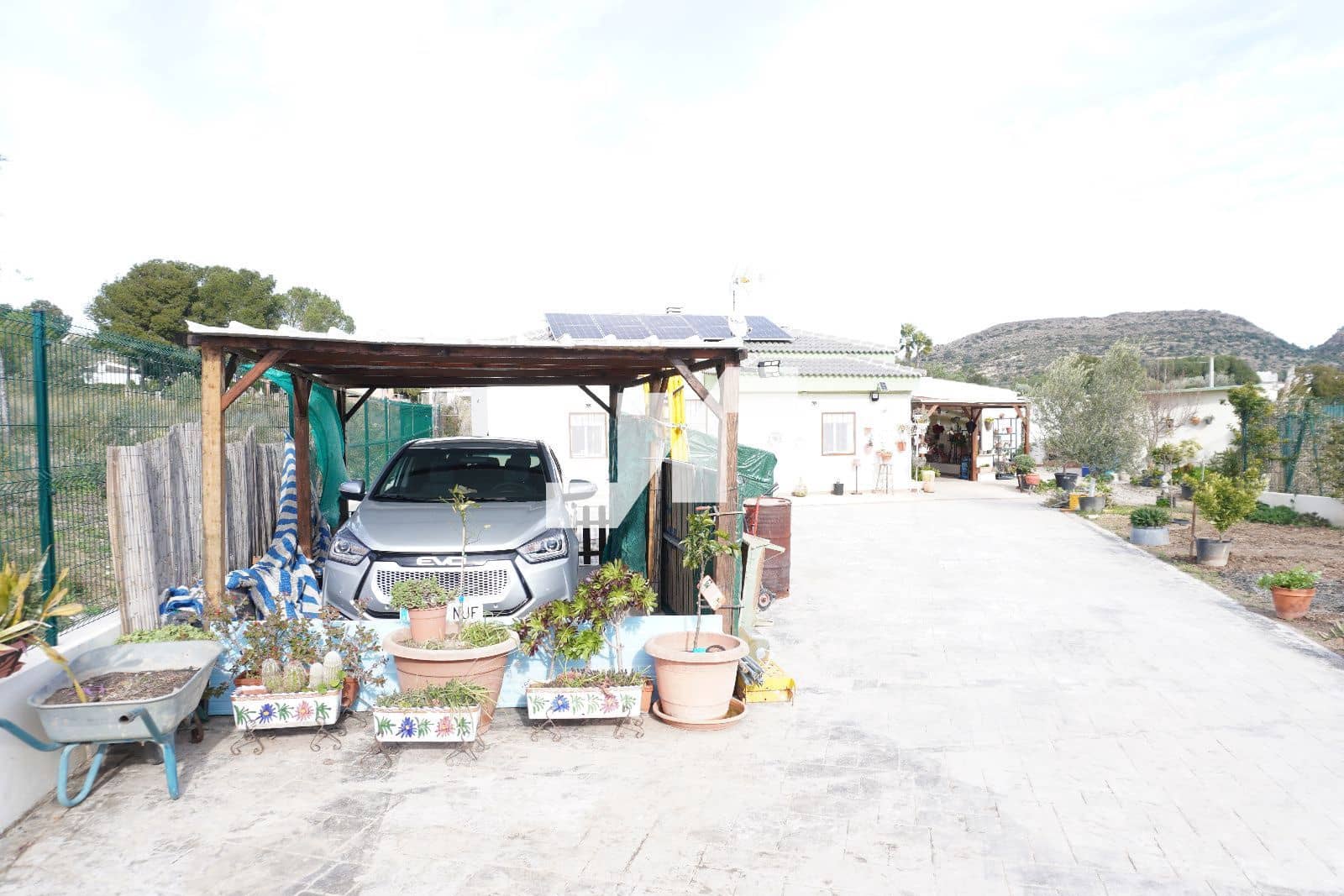 3 makuuhuone Huvila myytävänä paikassa Montserrat mukana uima-altaan - 210 000 € (Ref: 9503612)