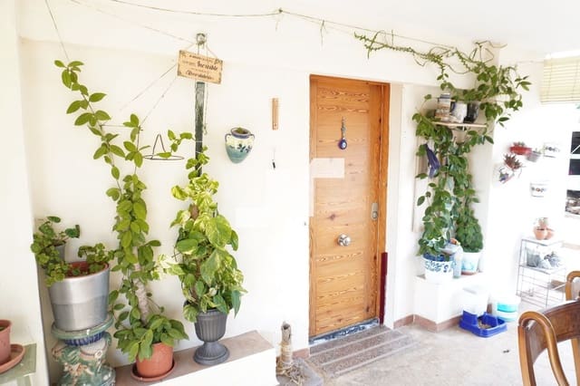 3 makuuhuone Huvila myytävänä paikassa Montserrat mukana uima-altaan - 210 000 € (Ref: 9503612)