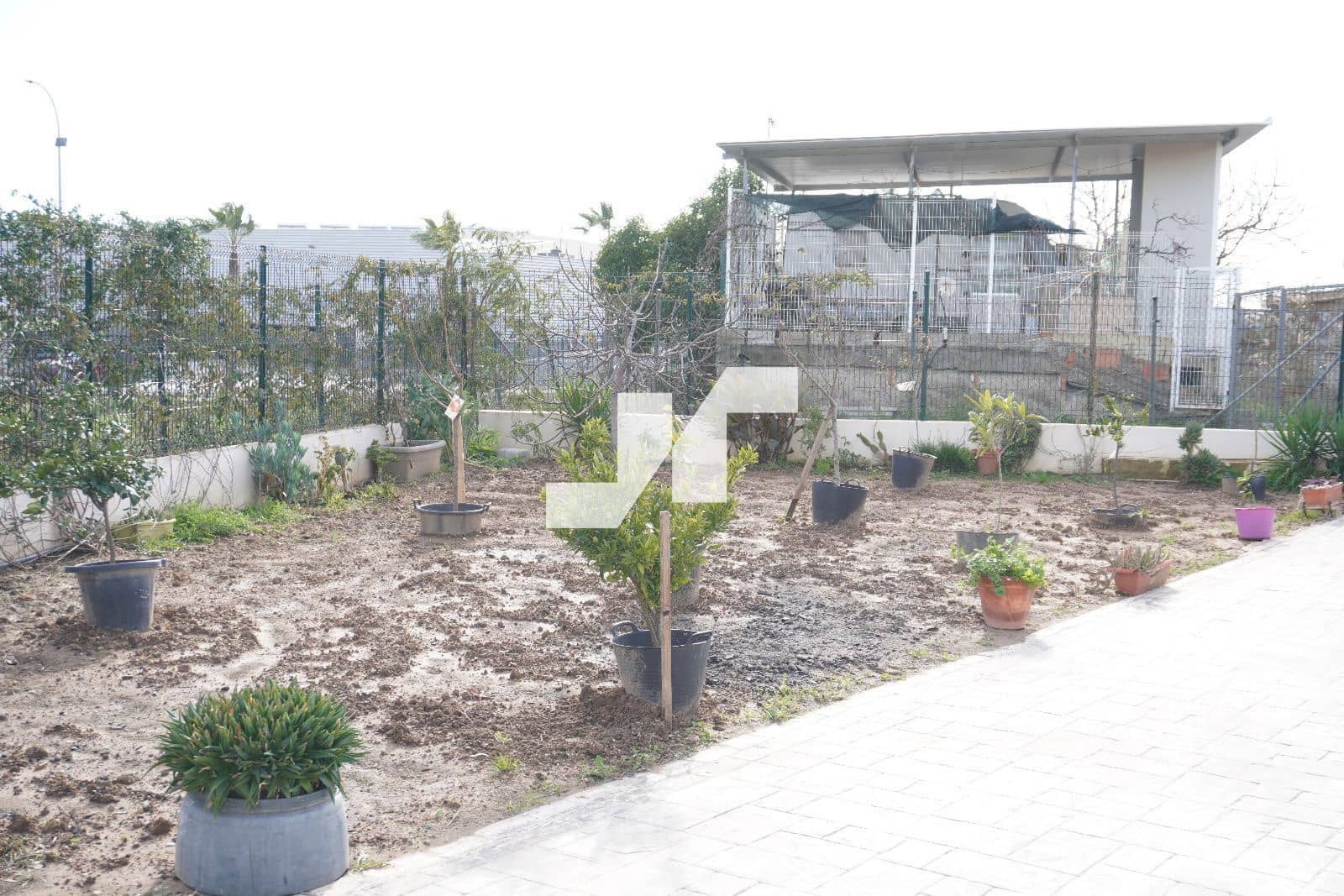 3 makuuhuone Huvila myytävänä paikassa Montserrat mukana uima-altaan - 210 000 € (Ref: 9503612)