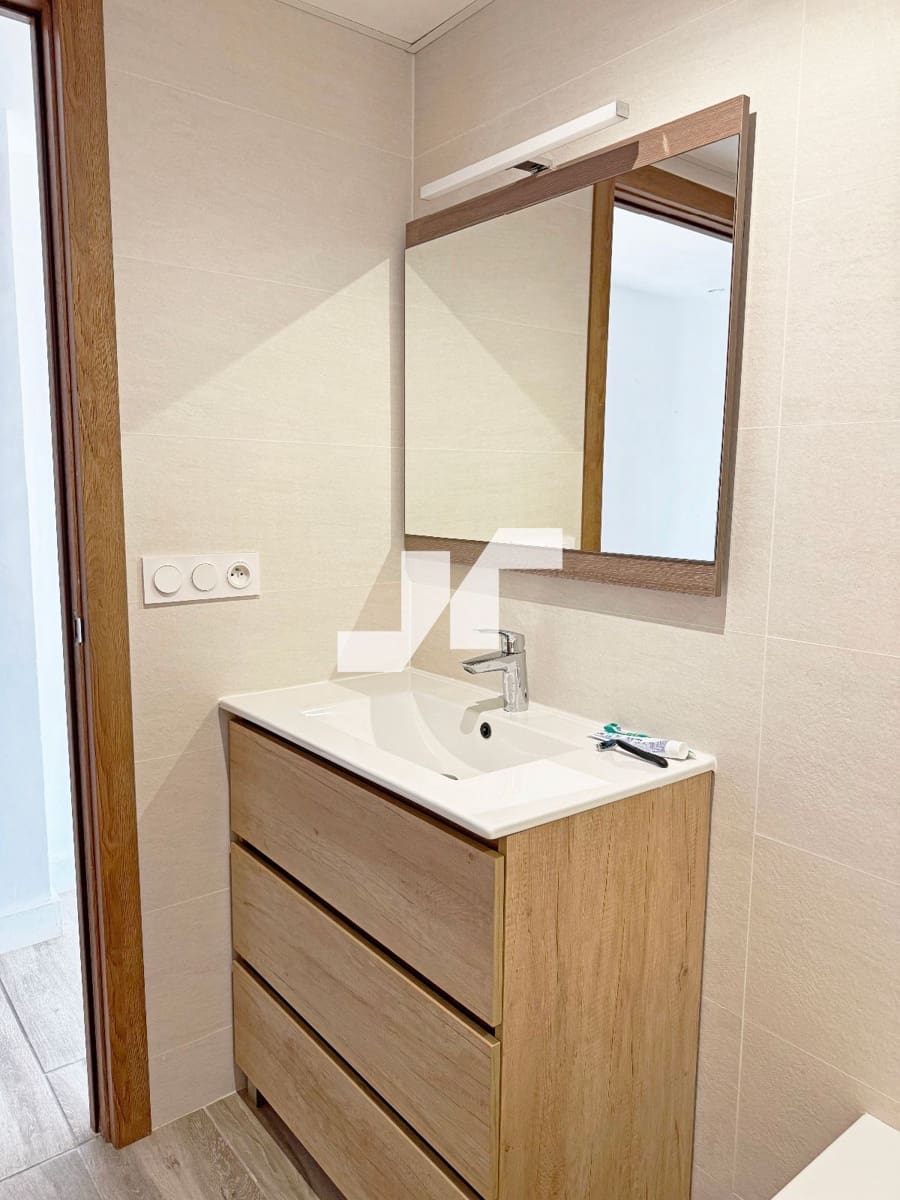 Piso de 4 habitaciones en Burriana / Borriana en venta - 160.000 € (Ref: 9522775)