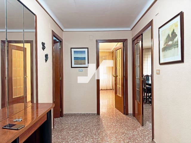 4 makuuhuone Asunto vuokrattavana paikassa Vila-real - 700 € (Ref: 9524983)