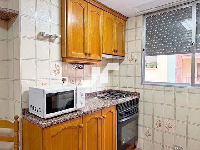 4 makuuhuone Asunto vuokrattavana paikassa Vila-real - 700 € (Ref: 9524983)