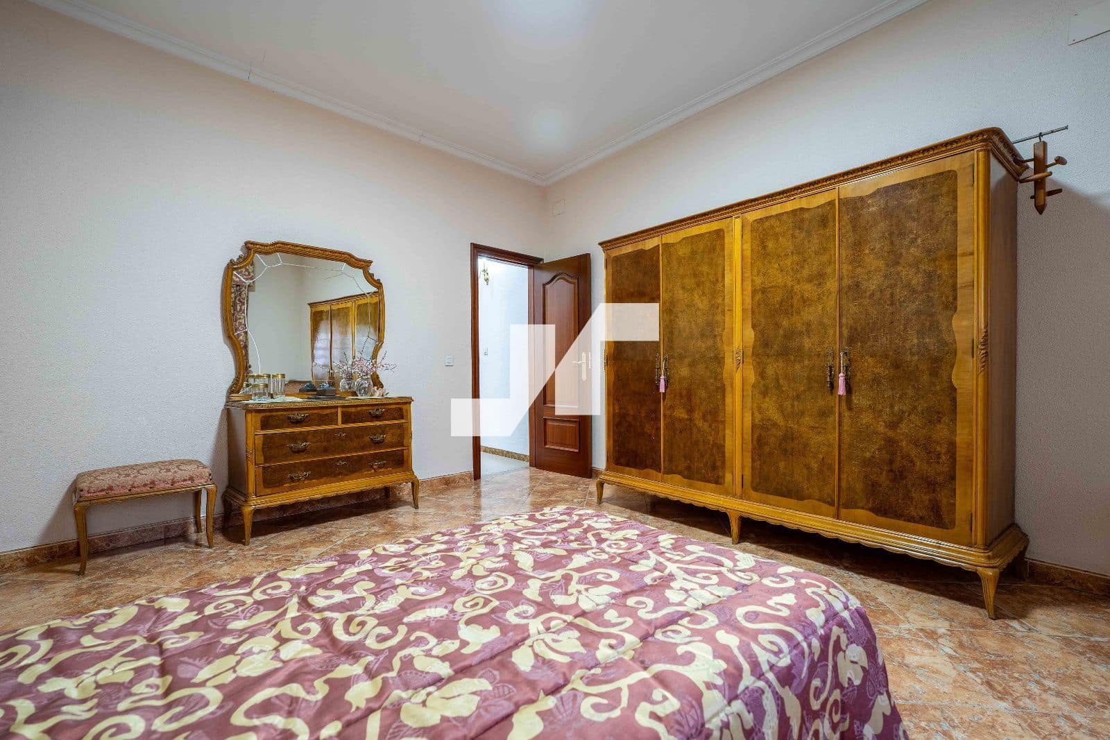 4 sypialnia Willa na sprzedaż w Castello de la Plana z garażem - 373 000 € (Ref: 9534893)