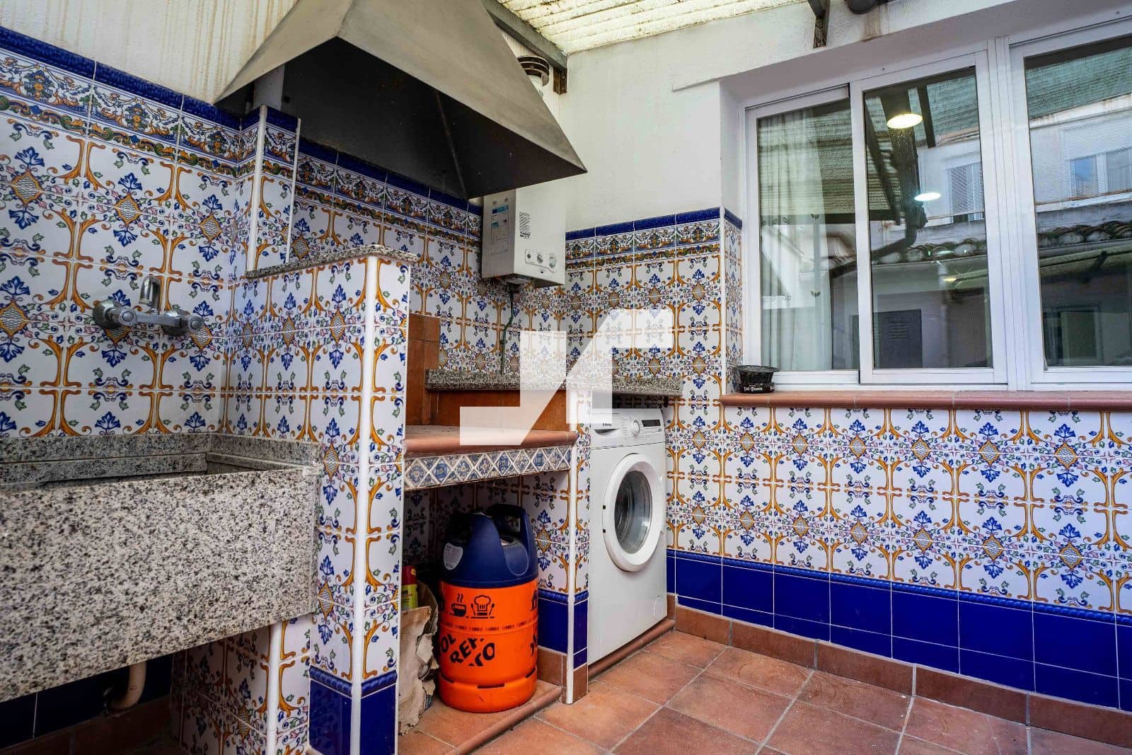 4 sypialnia Willa na sprzedaż w Castello de la Plana z garażem - 373 000 € (Ref: 9534893)