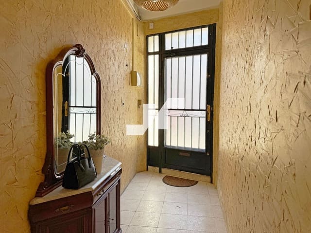 2 bedroom Villa for rent in Vila-real - € 700 (Ref: 9540571)