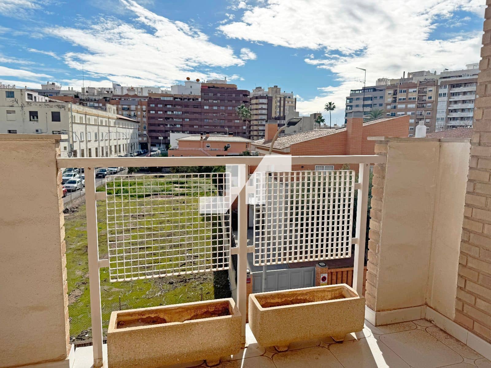 6 quarto Casa em Banda para venda em Burriana / Borriana com garagem - 240 000 € (Ref: 9542951)