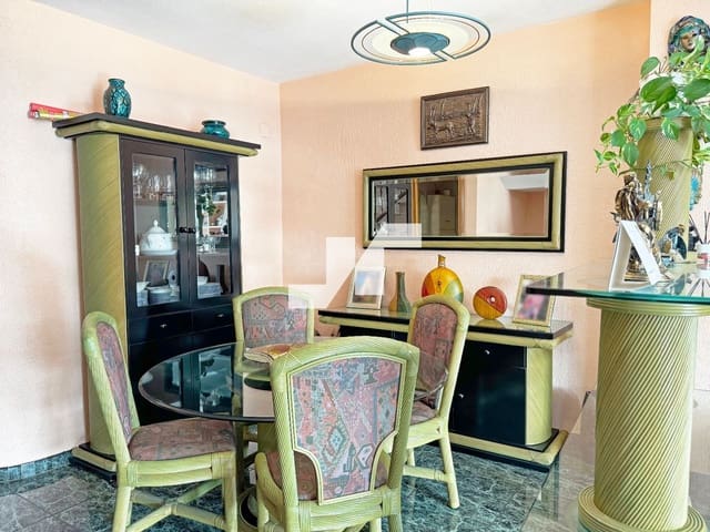 6 quarto Casa em Banda para venda em Burriana / Borriana com garagem - 240 000 € (Ref: 9542951)