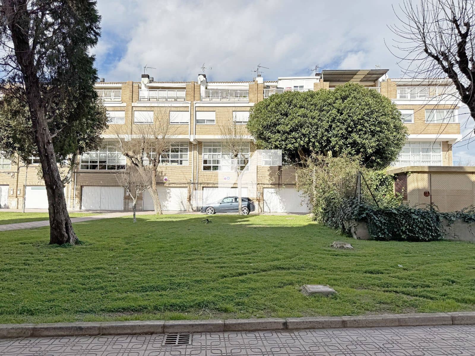 6 quarto Casa em Banda para venda em Burriana / Borriana com garagem - 240 000 € (Ref: 9542951)