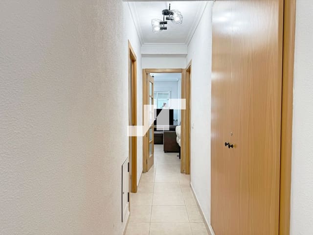 3 soveværelse Lejlighed til salg i Oropesa  - € 185.000 (Ref: 9552429)