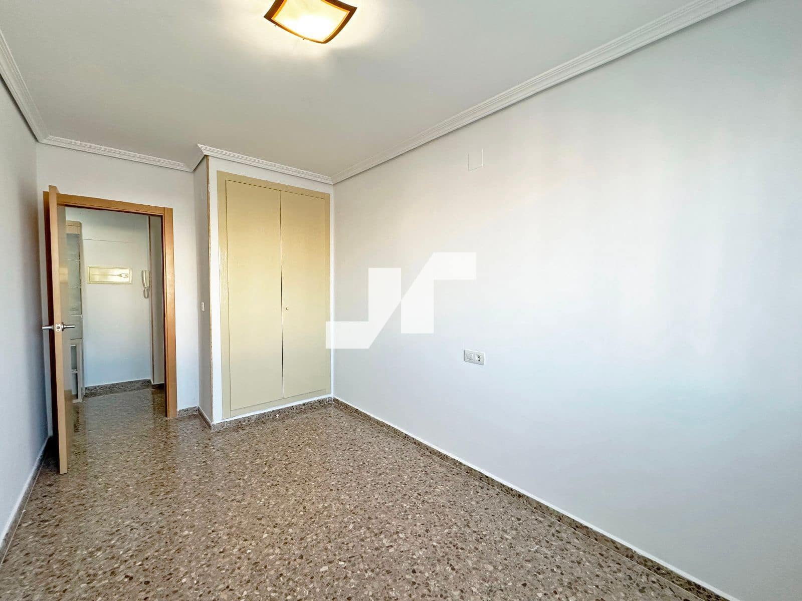 4 bedroom Flat for sale in Vila-real with garage - € 240,000 (Ref: 9553221)