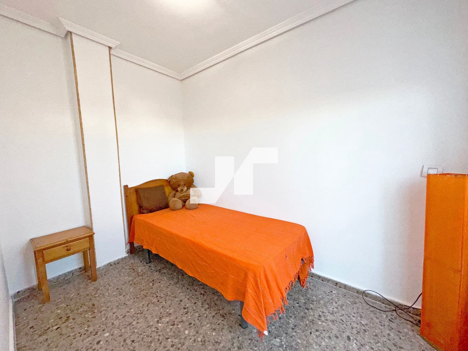 4 bedroom Flat for sale in Vila-real with garage - € 240,000 (Ref: 9553221)