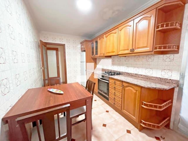 4 chambre Appartement à vendre à Vila-real - 150 000 € (Ref: 9567891)