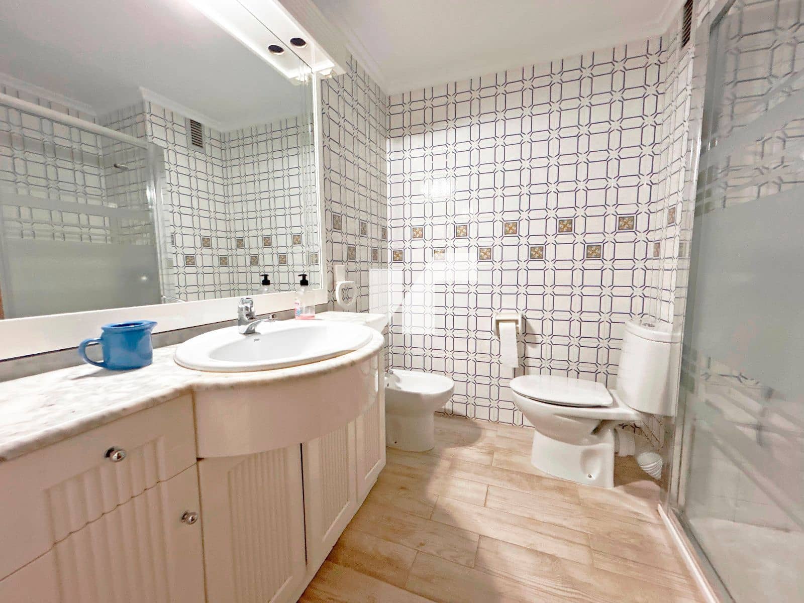 4 bedroom Flat for sale in Vila-real - € 150,000 (Ref: 9567891)