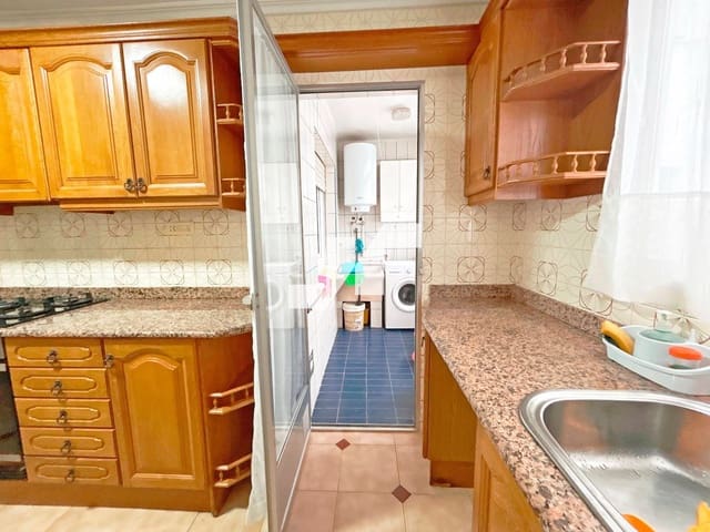 4 chambre Appartement à vendre à Vila-real - 150 000 € (Ref: 9567891)