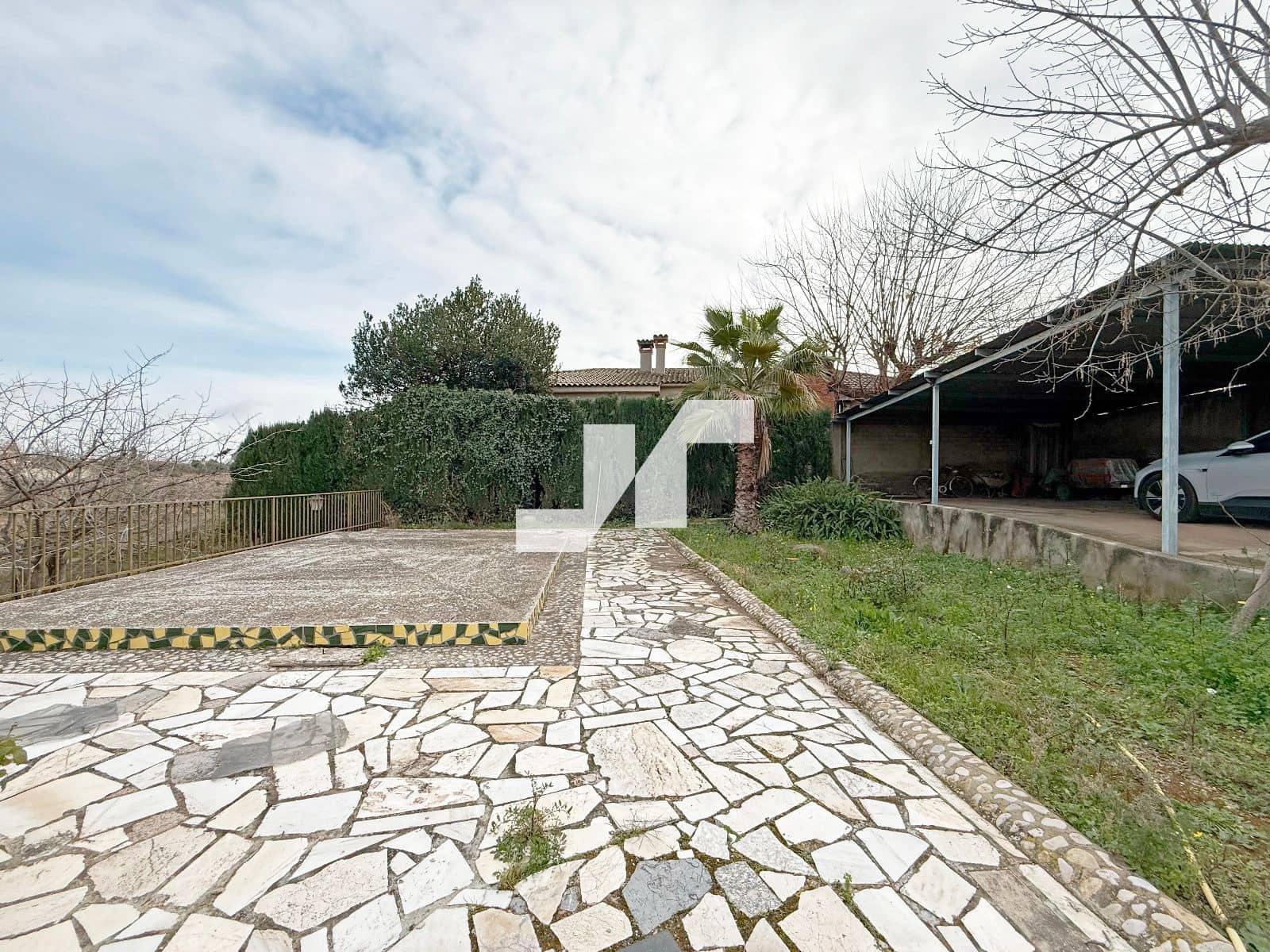 5 soverom Villa til salgs i Vila-real med svømmebasseng garasje - € 300 000 (Ref: 9579981)