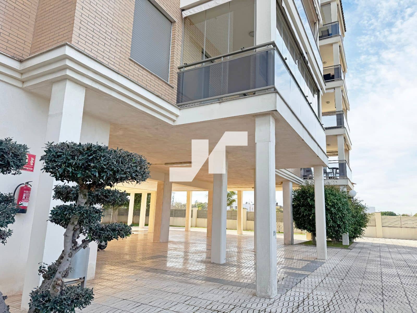 2 bedroom Flat for rent in Burriana / Borriana with pool garage - € 750 (Ref: 9581219)