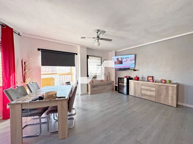 Piso de 3 habitaciones en Oropesa  en venta - 146.000 € (Ref: 9581389)