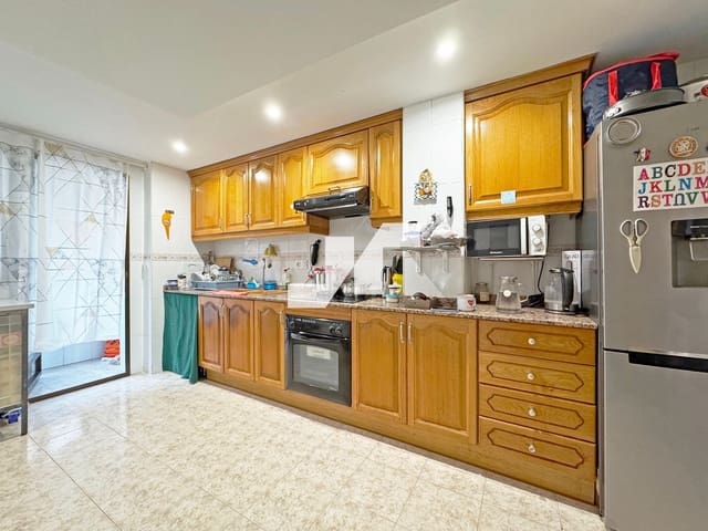 4 chambre Appartement à vendre à Vila-real - 180 000 € (Ref: 9588215)