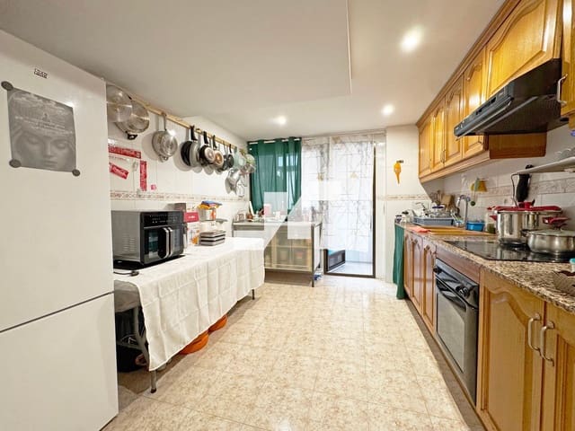 4 chambre Appartement à vendre à Vila-real - 180 000 € (Ref: 9588215)