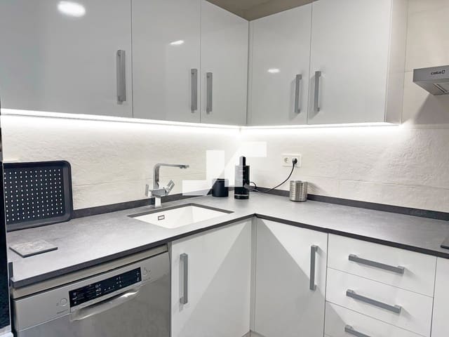 3 bedroom Villa for sale in Centro, Castelló de la Plana - € 415,000 (Ref: 9590411)