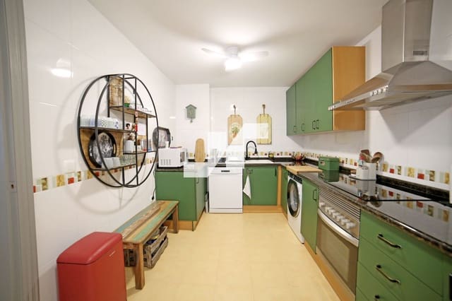 3 makuuhuone Omakotitalo myytävänä paikassa Burriana / Borriana mukana 
autotalli - 270 000 € (Ref: 9594489)