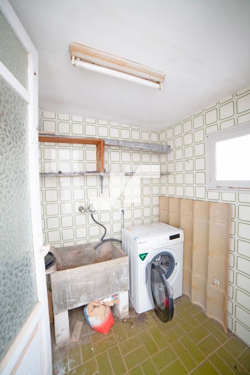 6 slaapkamer Villa te koop in Vila-real met garage - € 360.000 (Ref: 9610258)