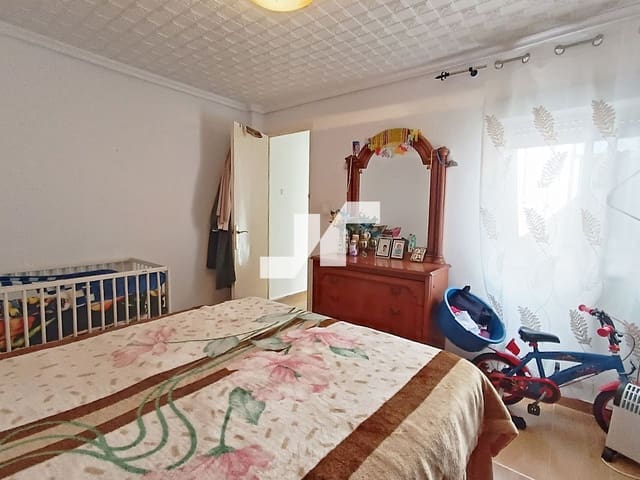 3 soveværelse Lejlighed til salg i Vila-real - € 80.000 (Ref: 9625085)