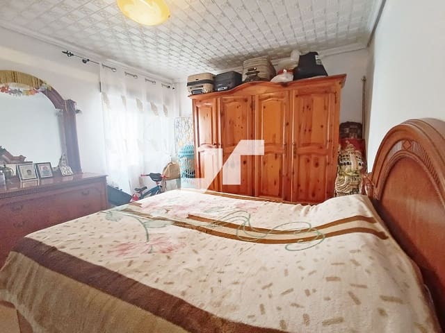 3 soveværelse Lejlighed til salg i Vila-real - € 80.000 (Ref: 9625085)