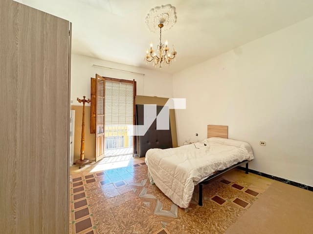 4 Zimmer Villa zu verkaufen in Vila-real - 120.000 € (Ref: 9625086)