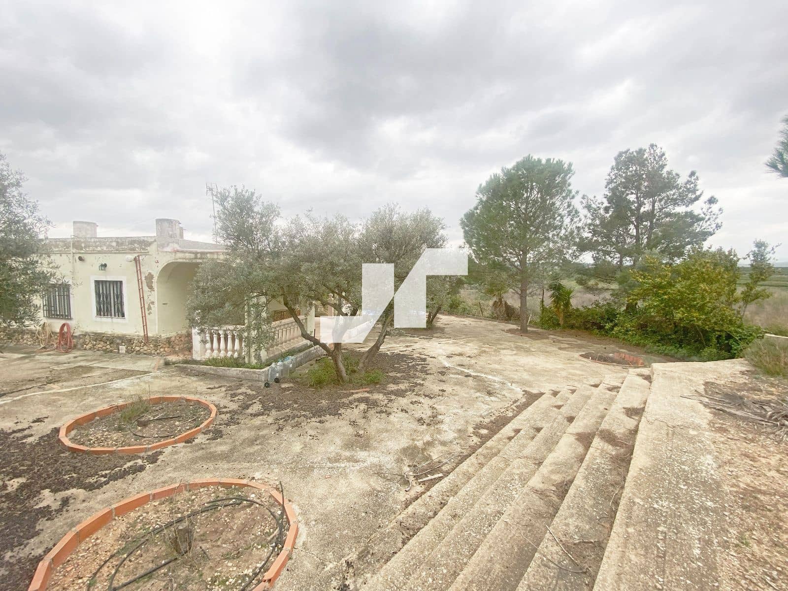 Chalet de 5 habitaciones en Vilamarxant / Villamarchante en venta con piscina - 250.000 € (Ref: 9650575)