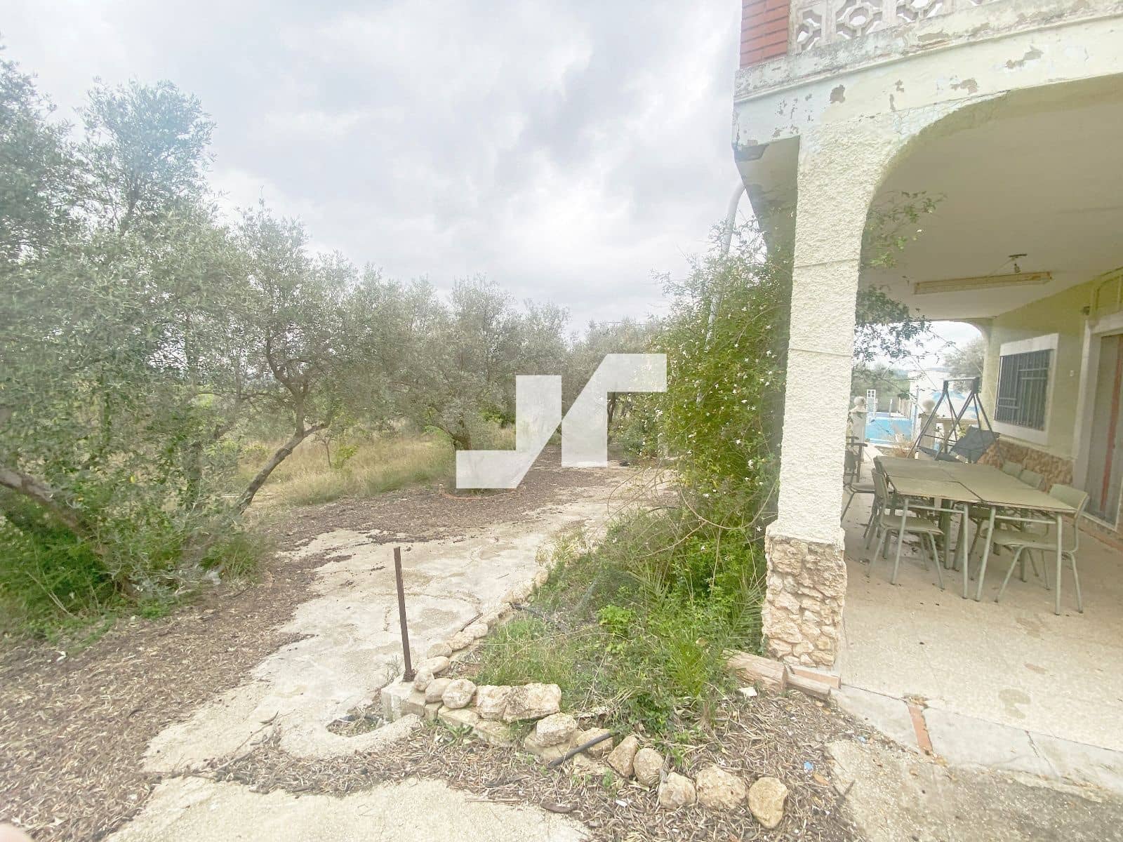 Chalet de 5 habitaciones en Vilamarxant / Villamarchante en venta con piscina - 250.000 € (Ref: 9650575)