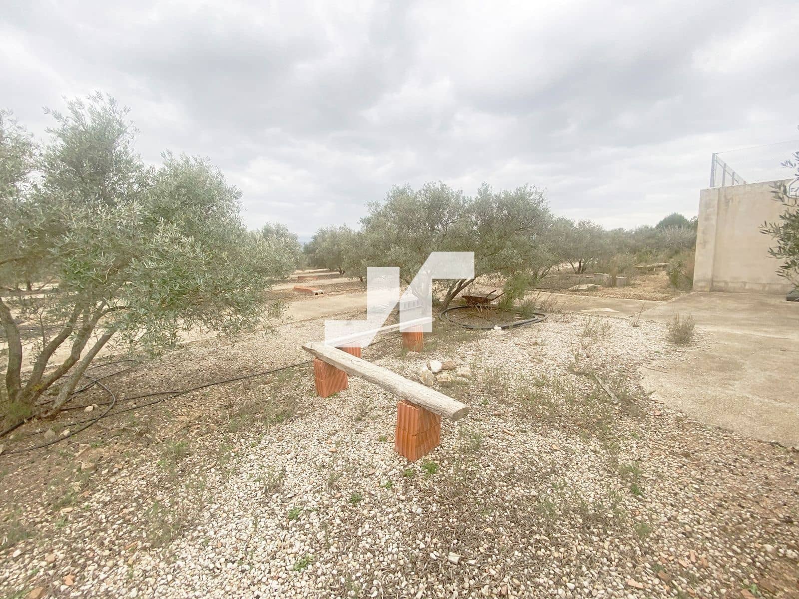 Chalet de 5 habitaciones en Vilamarxant / Villamarchante en venta con piscina - 250.000 € (Ref: 9650575)