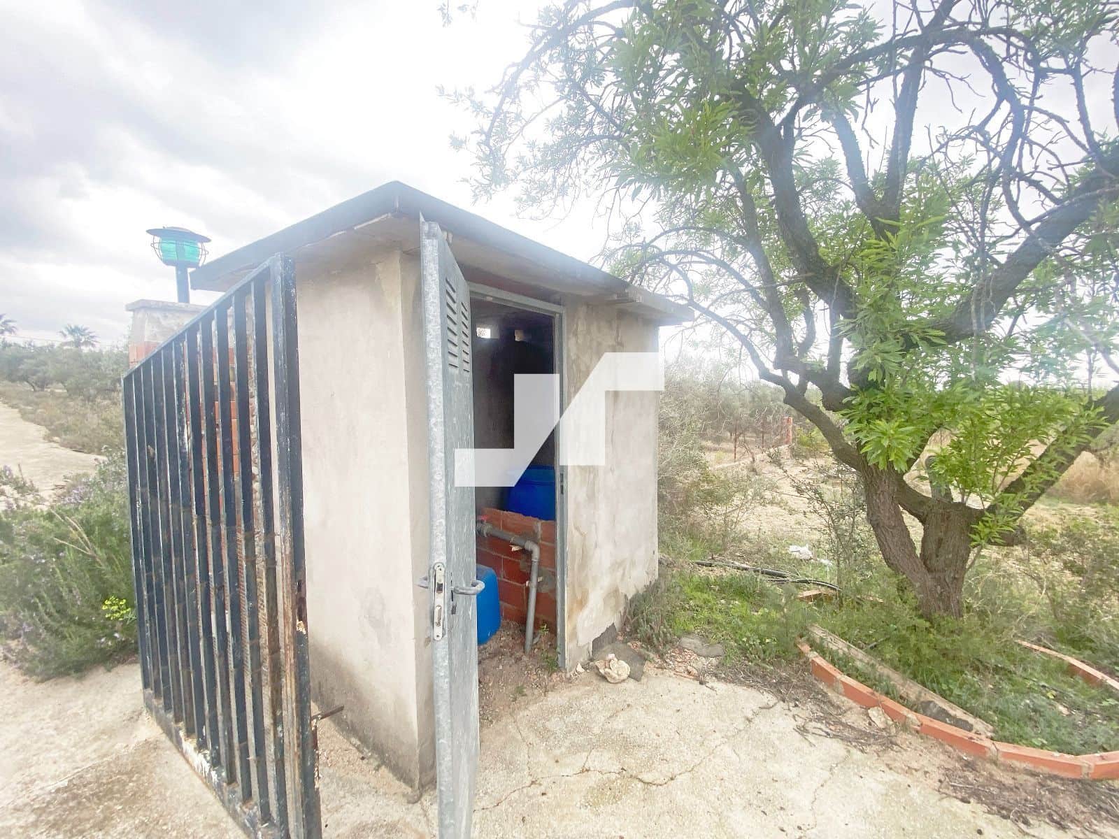 Chalet de 5 habitaciones en Vilamarxant / Villamarchante en venta con piscina - 250.000 € (Ref: 9650575)