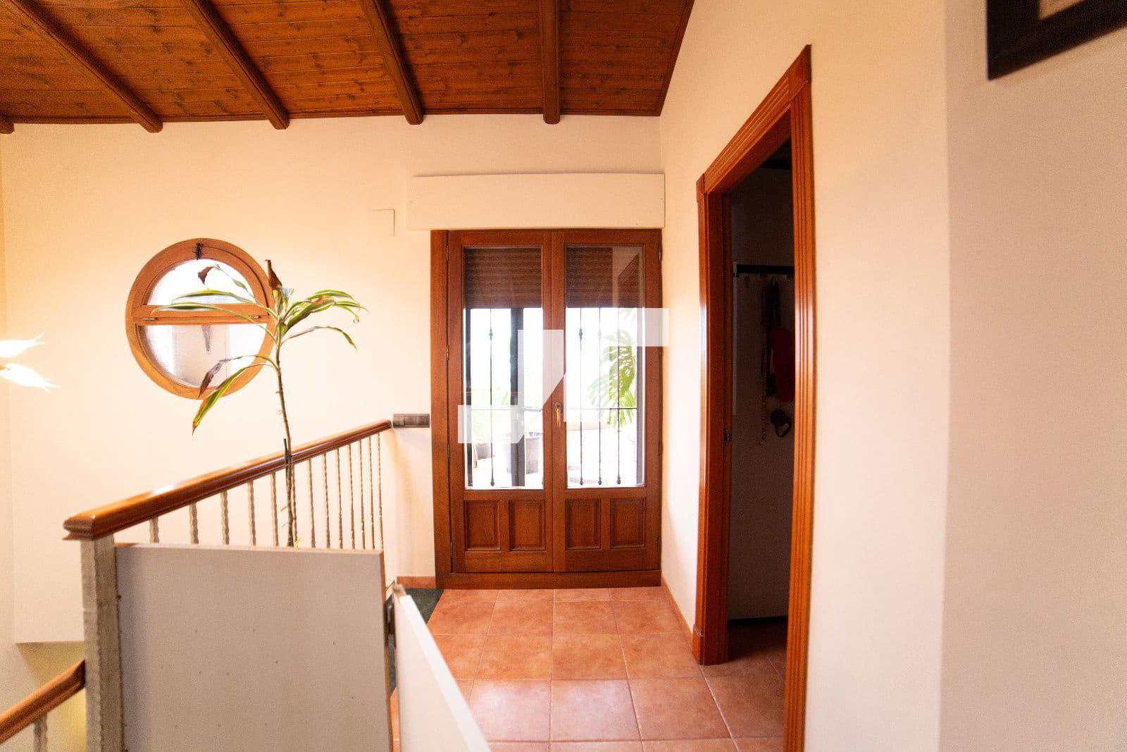 5 bedroom Villa for sale in La Vall d'Uixo with garage - € 388,000 (Ref: 9655741)