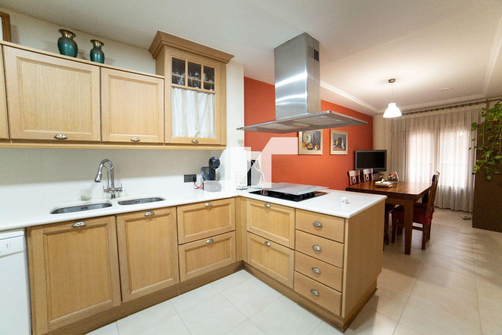 5 bedroom Villa for sale in La Vall d'Uixo with garage - € 388,000 (Ref: 9655741)