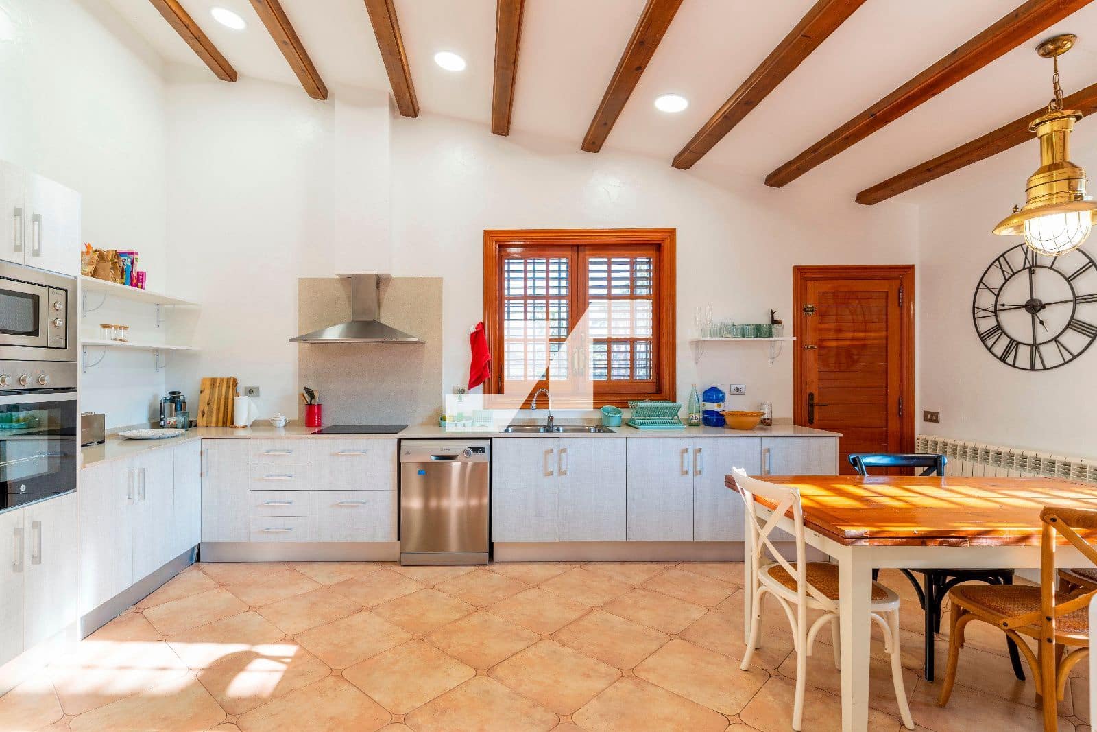 5 slaapkamer Villa te koop in Benicassim met zwembad garage - € 1.690.000 (Ref: 9656606)