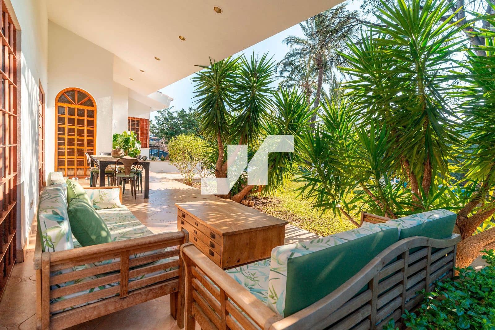 5 slaapkamer Villa te koop in Benicassim met zwembad garage - € 1.690.000 (Ref: 9656606)