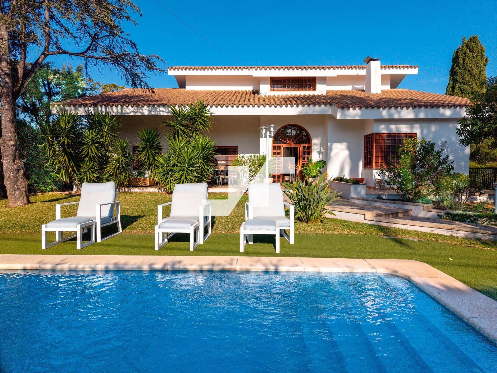 5 slaapkamer Villa te koop in Benicassim met zwembad garage - € 1.690.000 (Ref: 9656606)